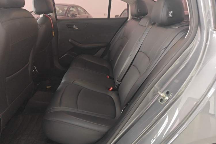 Used Roewe i5 2023 1.5L CVT Luxury Edition Left Rear Seat