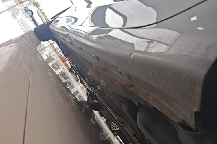 Used Roewe i5 2023 1.5L CVT Luxury Edition Left Side Sill