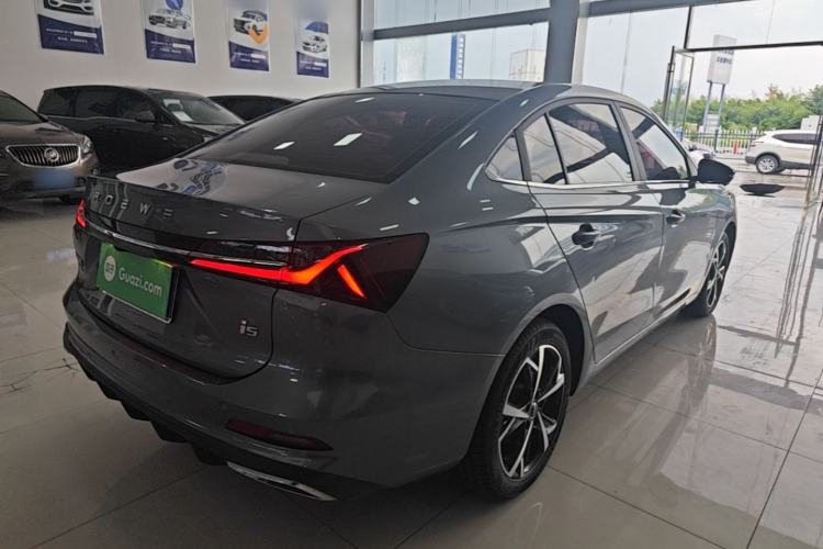 Used Roewe i5 2023 1.5L CVT Luxury Edition Rear Right 45 Deg