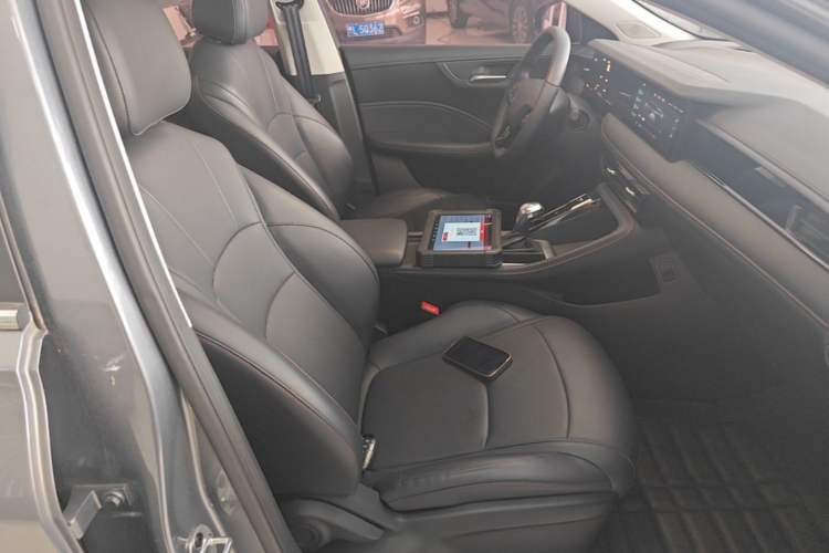 Used Roewe i5 2023 1.5L CVT Luxury Edition Right Front Seat