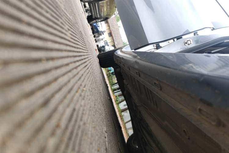 Used Roewe i5 2023 1.5L Manual Comfort Edition Right Side Sill