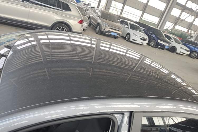 Used Roewe i5 2023 1.5L Manual Comfort Edition Roof