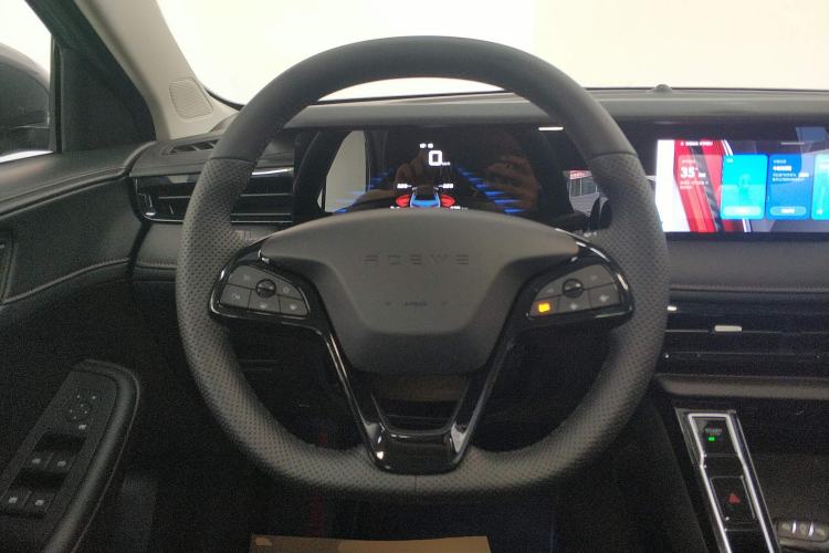 Used Roewe i5 2023 1.5L CVT Luxury Edition Steering Wheel