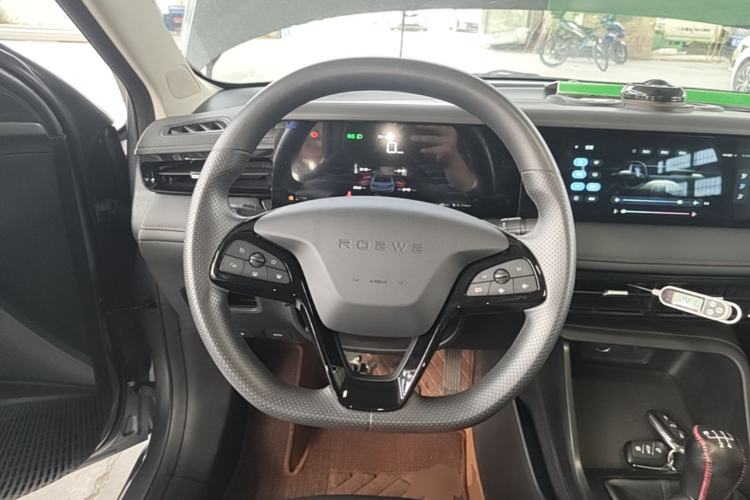 Used Roewe i5 2023 1.5L Manual Comfort Edition Steering Wheel
