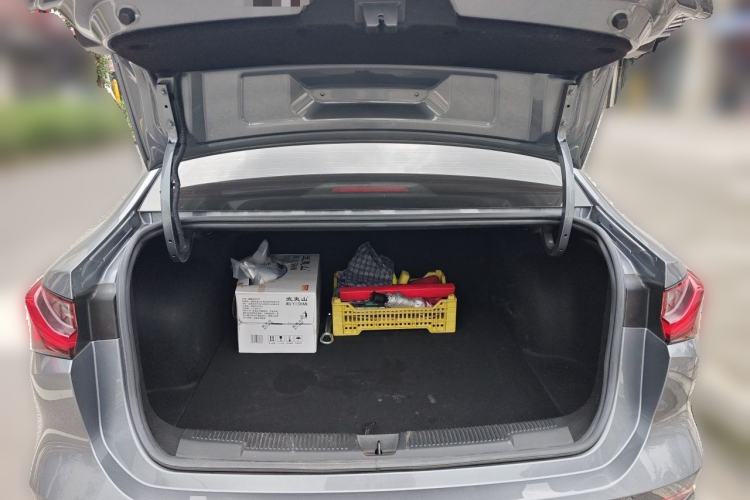 Used Roewe i5 2023 1.5L CVT Luxury Edition Trunk