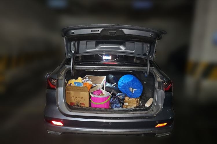 Used Roewe i5 2023 1.5L CVT Luxury Edition Trunk