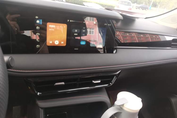 Used Roewe i5 2023 1.5L Manual Comfort Edition Audio And AC Panel