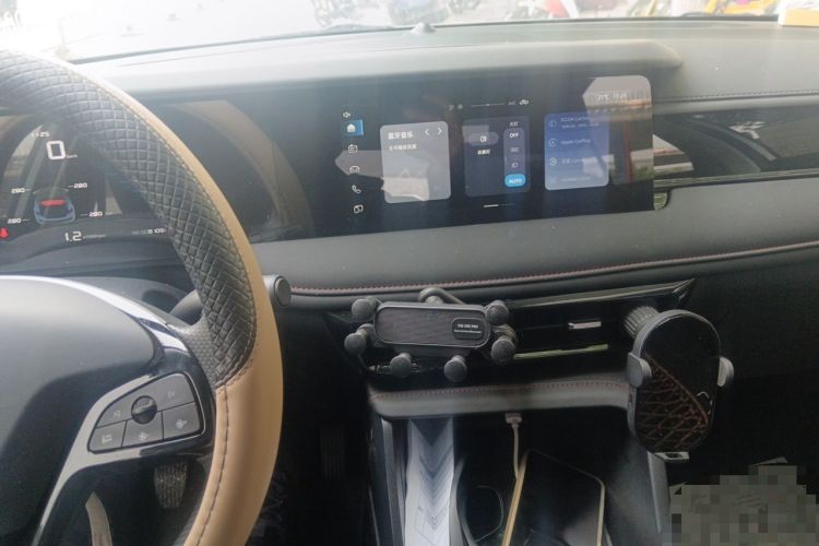 Used Roewe i5 2023 1.5L Manual Comfort Edition Audio And AC Panel