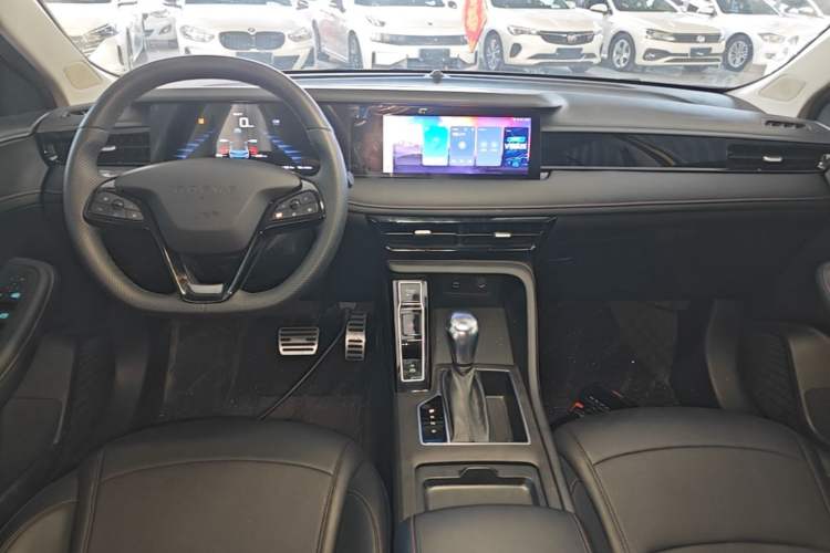 Used Roewe i5 2023 1.5L CVT Flagship Edition Center Console