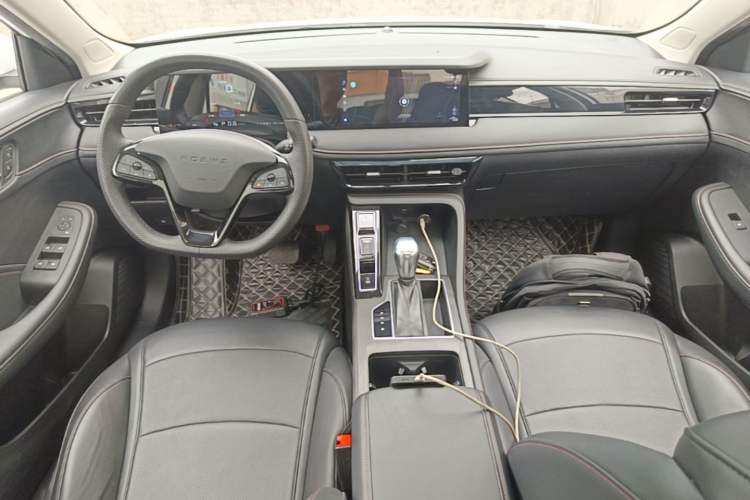 Used Roewe i5 2023 1.5L CVT Luxury Edition Center Console
