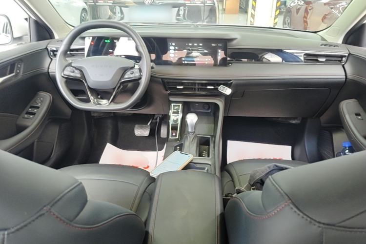 Used Roewe i5 2023 1.5L CVT Luxury Edition Center Console