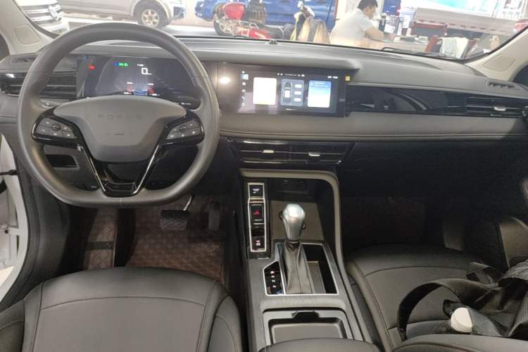 Used Roewe i5 2023 1.5L CVT Luxury Edition Center Console