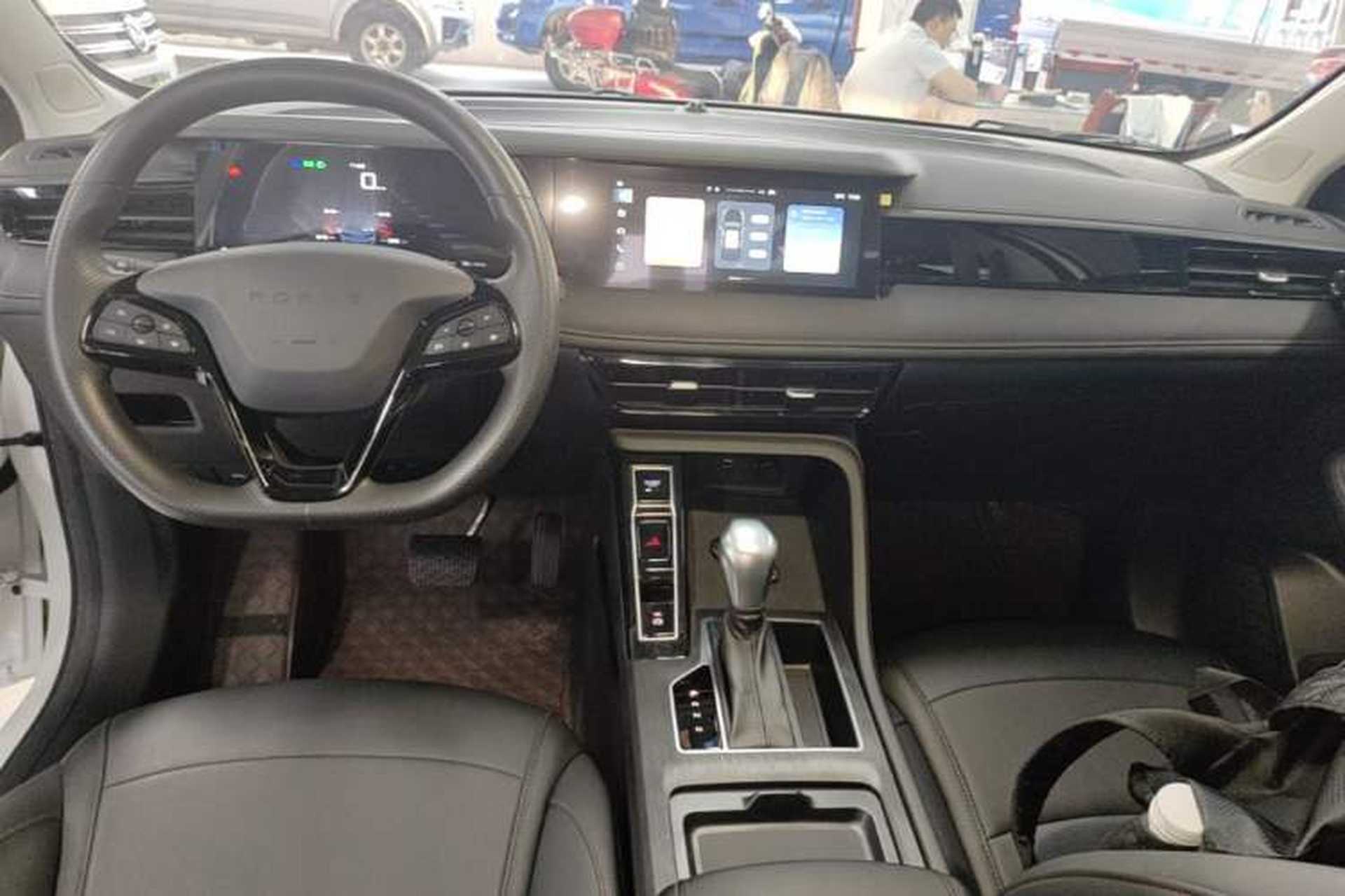 Used Roewe i5 2023 1.5L CVT Luxury Edition Center Console