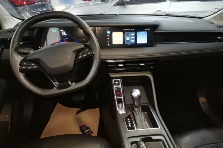 Used Roewe i5 2023 1.5L CVT Luxury Edition Center Console