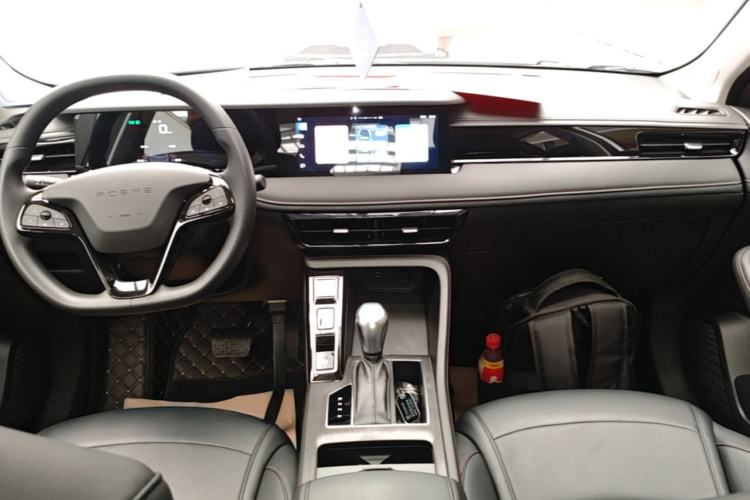 Used Roewe i5 2023 1.5L CVT Luxury Edition Center Console