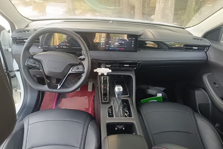 Used Roewe i5 2023 1.5L CVT Luxury Edition Center Console