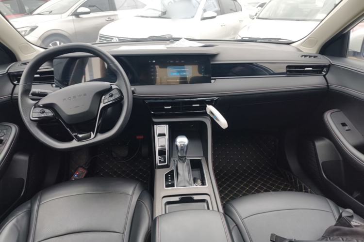 Used Roewe i5 2023 1.5L CVT Luxury Edition Center Console