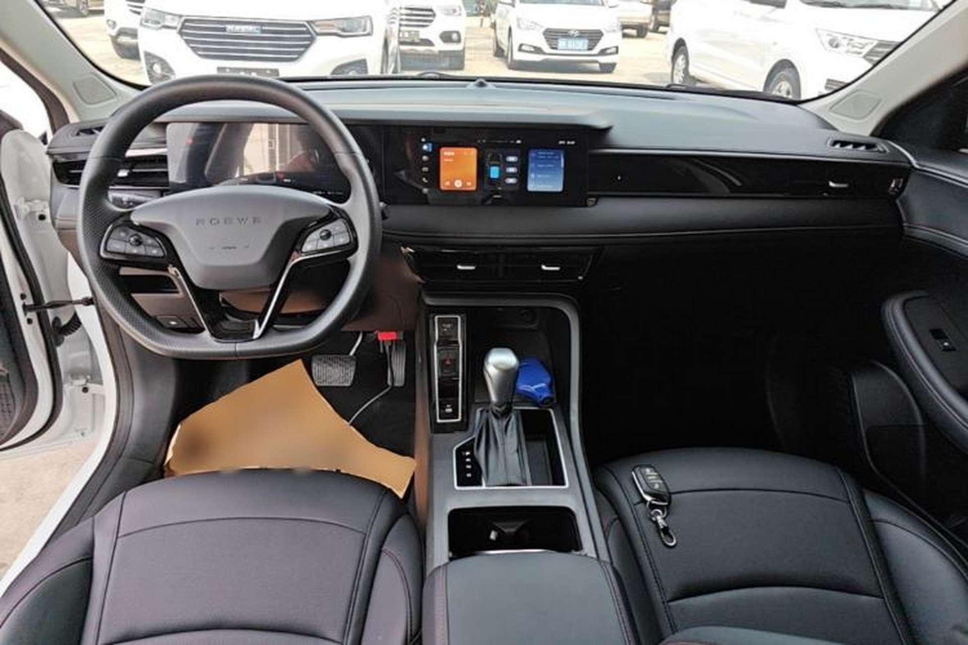 Used Roewe i5 2023 1.5L CVT Luxury Edition Center Console