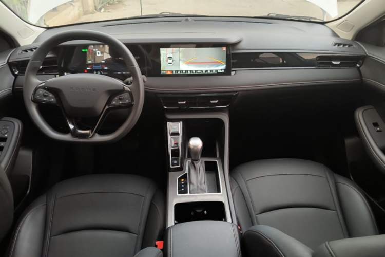 Used Roewe i5 2023 1.5L CVT Luxury Edition Center Console