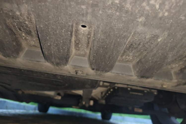 Used Roewe i5 2023 1.5L CVT Flagship Edition Chassis Front