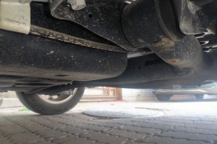 Used Roewe i5 2023 1.5L Manual Comfort Edition Chassis Front Left