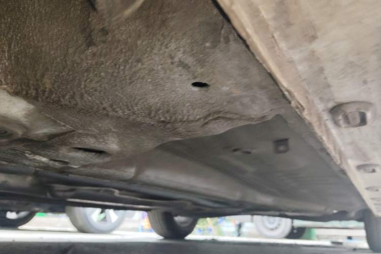 Used Roewe i5 2023 1.5L Manual Comfort Edition Chassis Front Left
