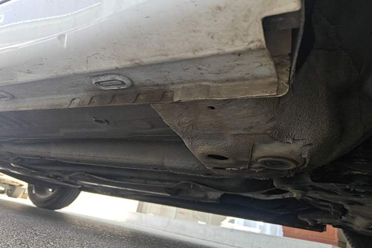 Used Roewe i5 2023 1.5L CVT Luxury Edition Chassis Front Right