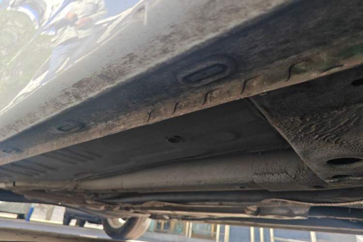 Used Roewe i5 2023 1.5L Manual Comfort Edition Chassis Front Right