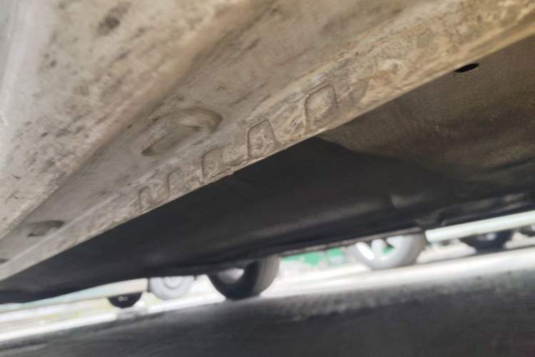 Used Roewe i5 2023 1.5L Manual Comfort Edition Chassis Front Right