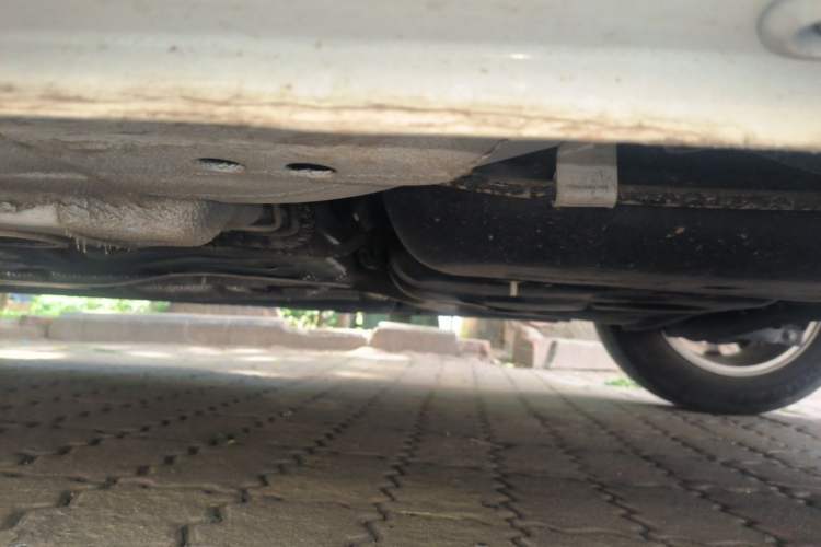 Used Roewe i5 2023 1.5L Manual Comfort Edition Chassis Rear