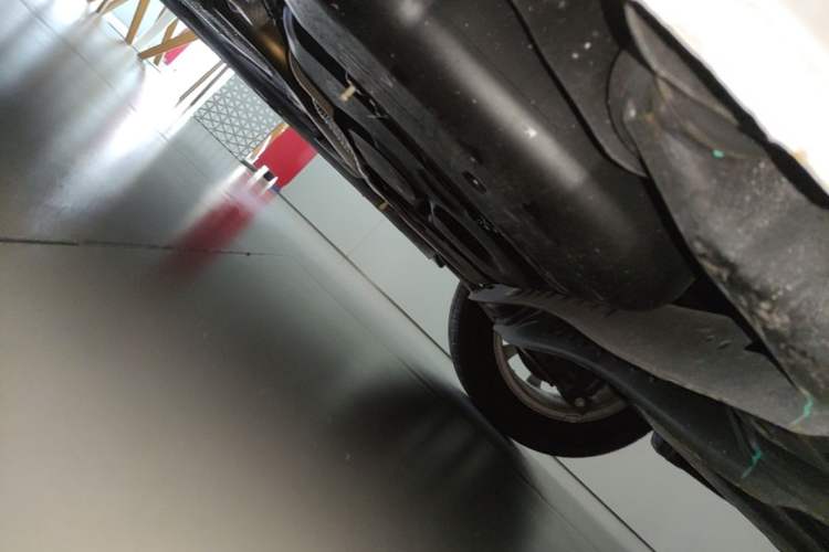 Used Roewe i5 2023 1.5L CVT Luxury Edition Chassis Rear Left