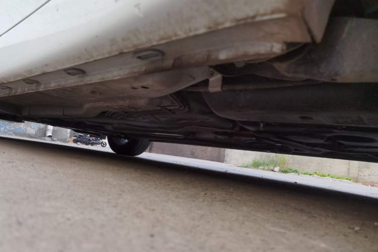 Used Roewe i5 2023 1.5L Manual Comfort Edition Chassis Rear Left