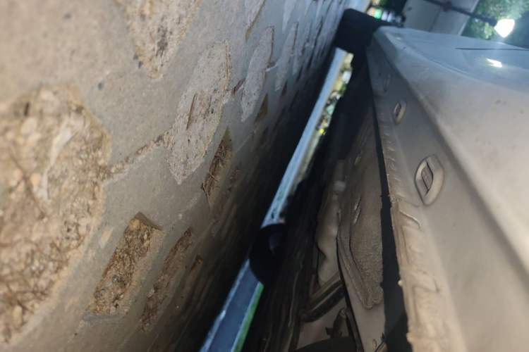 Used Roewe i5 2023 1.5L CVT Flagship Edition Chassis Rear Left
