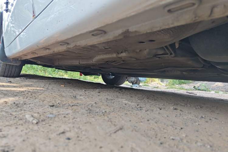 Used Roewe i5  Chassis Rear Left