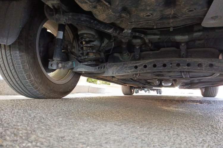 Used Roewe i5 2023 1.5L Manual Comfort Edition Chassis Rear Left