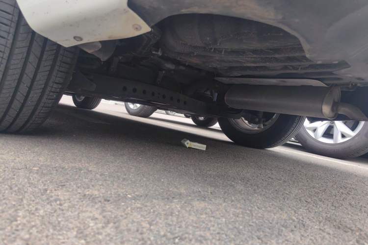 Used Roewe i5 2023 1.5L Manual Comfort Edition Chassis Rear Left