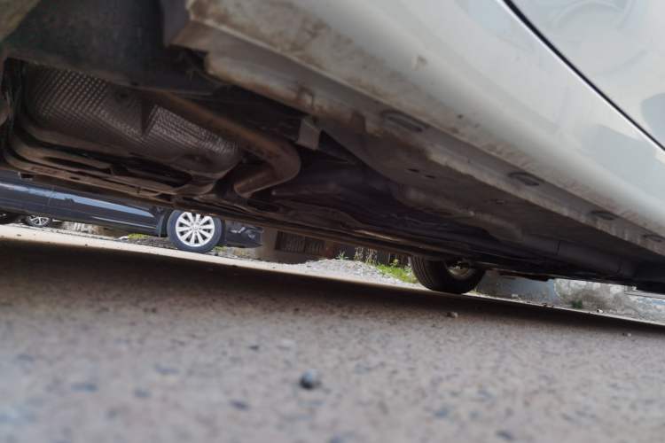 Used Roewe i5 2023 1.5L Manual Comfort Edition Chassis Rear Right