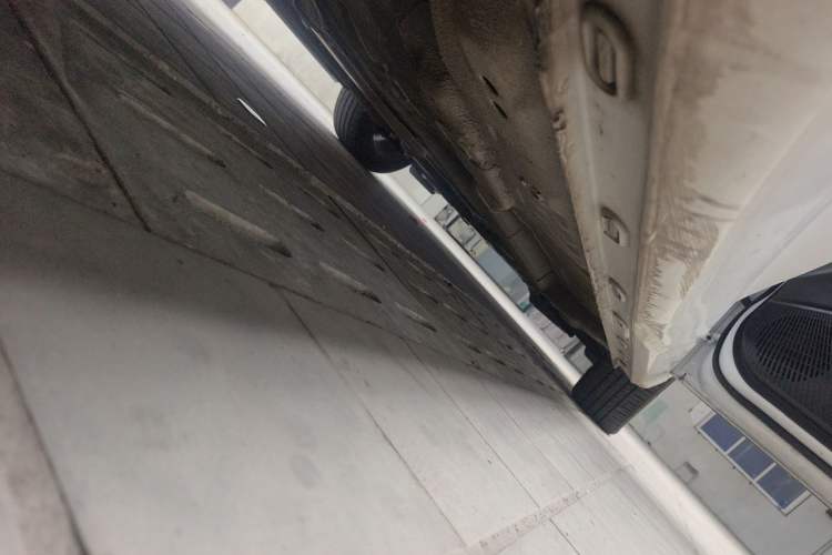Used Roewe i5 2023 1.5L CVT Luxury Edition Chassis Rear Right