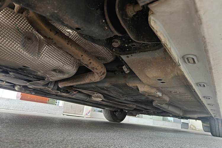 Used Roewe i5 2023 1.5L CVT Luxury Edition Chassis Rear Right