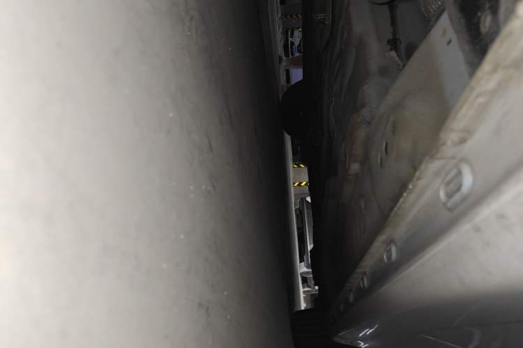 Used Roewe i5 2023 1.5L CVT Luxury Edition Chassis Rear Right