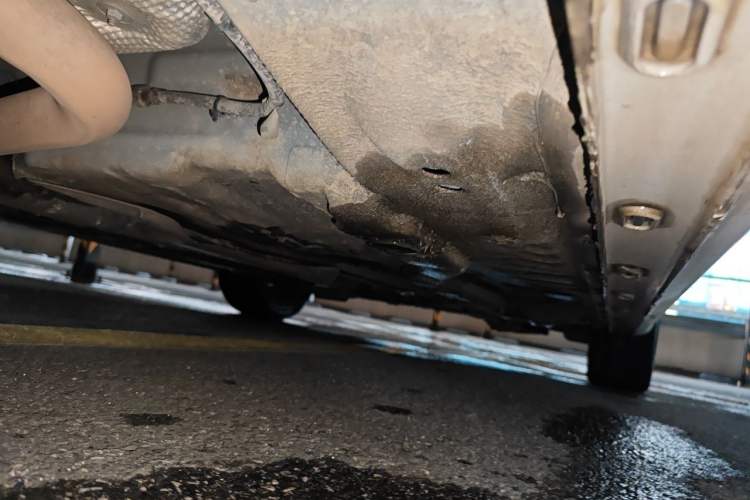 Used Roewe i5 2023 1.5L CVT Luxury Edition Chassis Rear Right