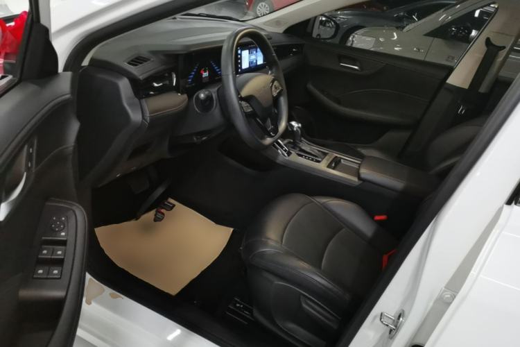 Used Roewe i5 2023 1.5L CVT Luxury Edition Driver Seat