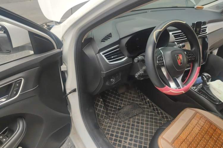 Used Roewe i5 2023 1.5L CVT Luxury Edition Driver Seat