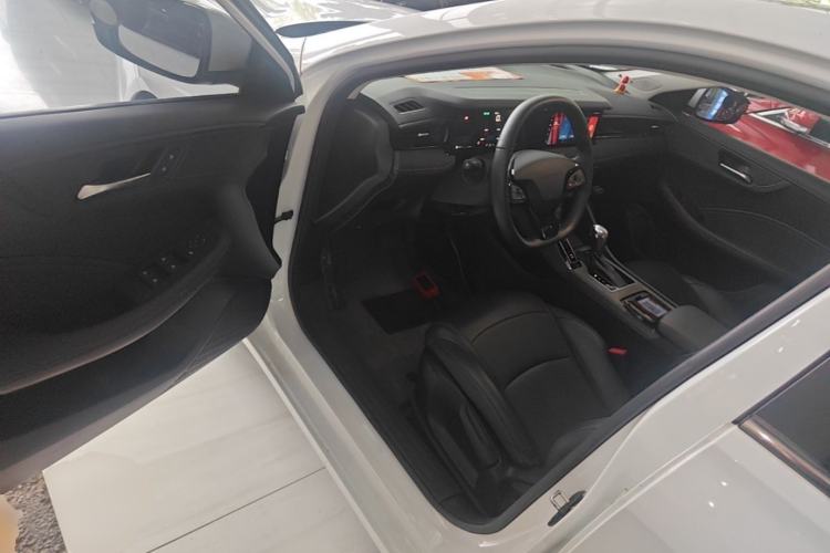 Used Roewe i5 2023 1.5L CVT Luxury Edition Driver Seat