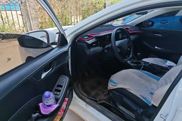 Used Roewe i5 2023 1.5L Manual Comfort Edition Driver Seat