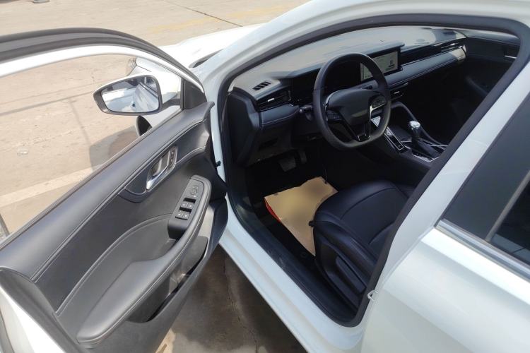 Used Roewe i5 2023 1.5L CVT Luxury Edition Driver Seat