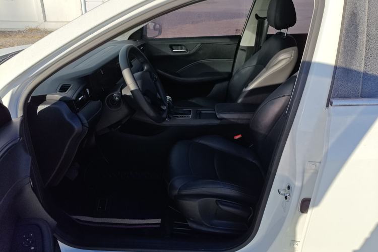 Used Roewe i5 2023 1.5L CVT Luxury Edition Driver Seat