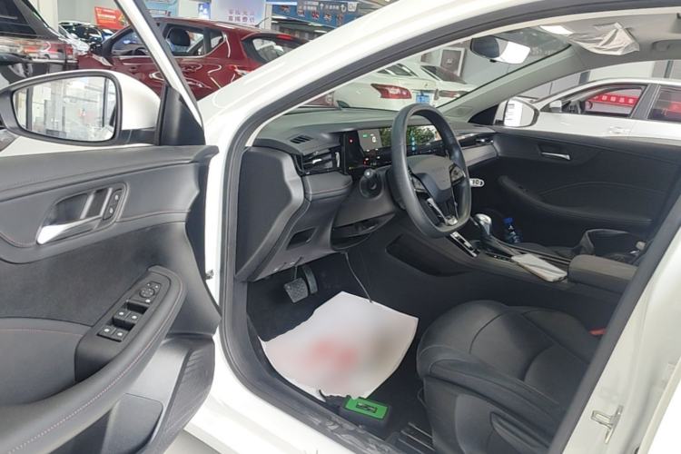 Used Roewe i5 2023 1.5L CVT Luxury Edition Driver Seat