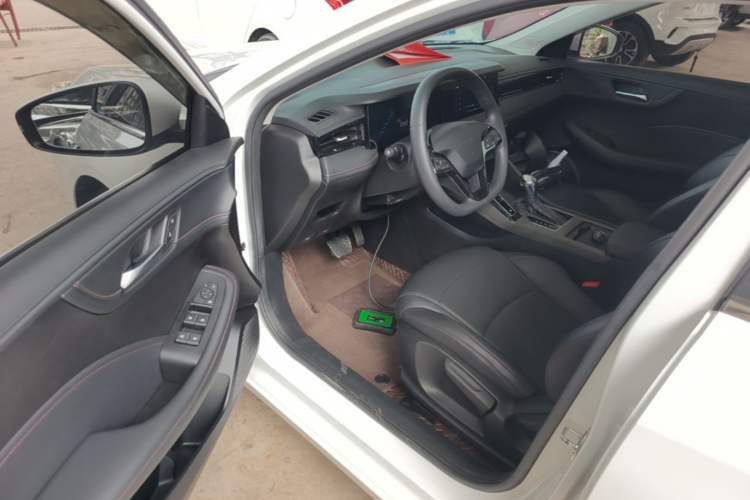 Used Roewe i5 2023 1.5L CVT Luxury Edition Driver Seat