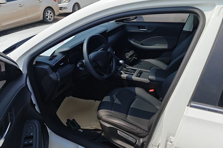 Used Roewe i5 2023 1.5L CVT Luxury Edition Driver Seat